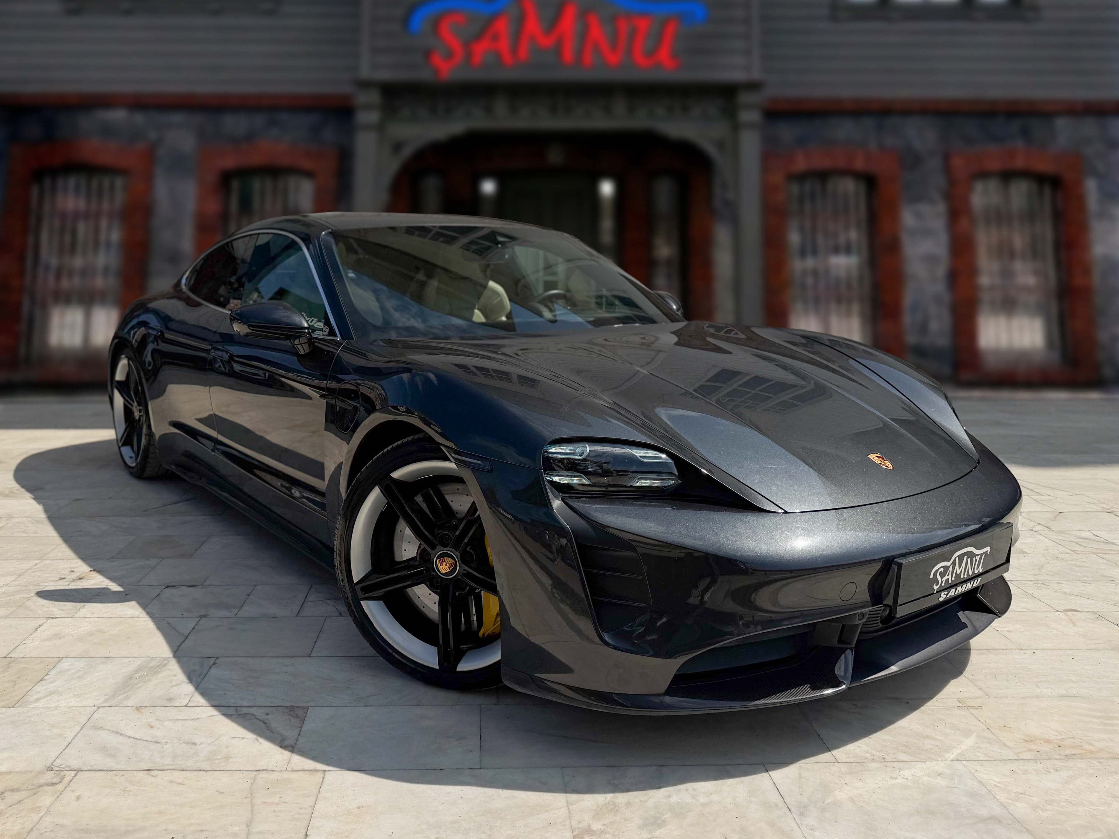 2020 PORSCHE TAYCAN TURBO S