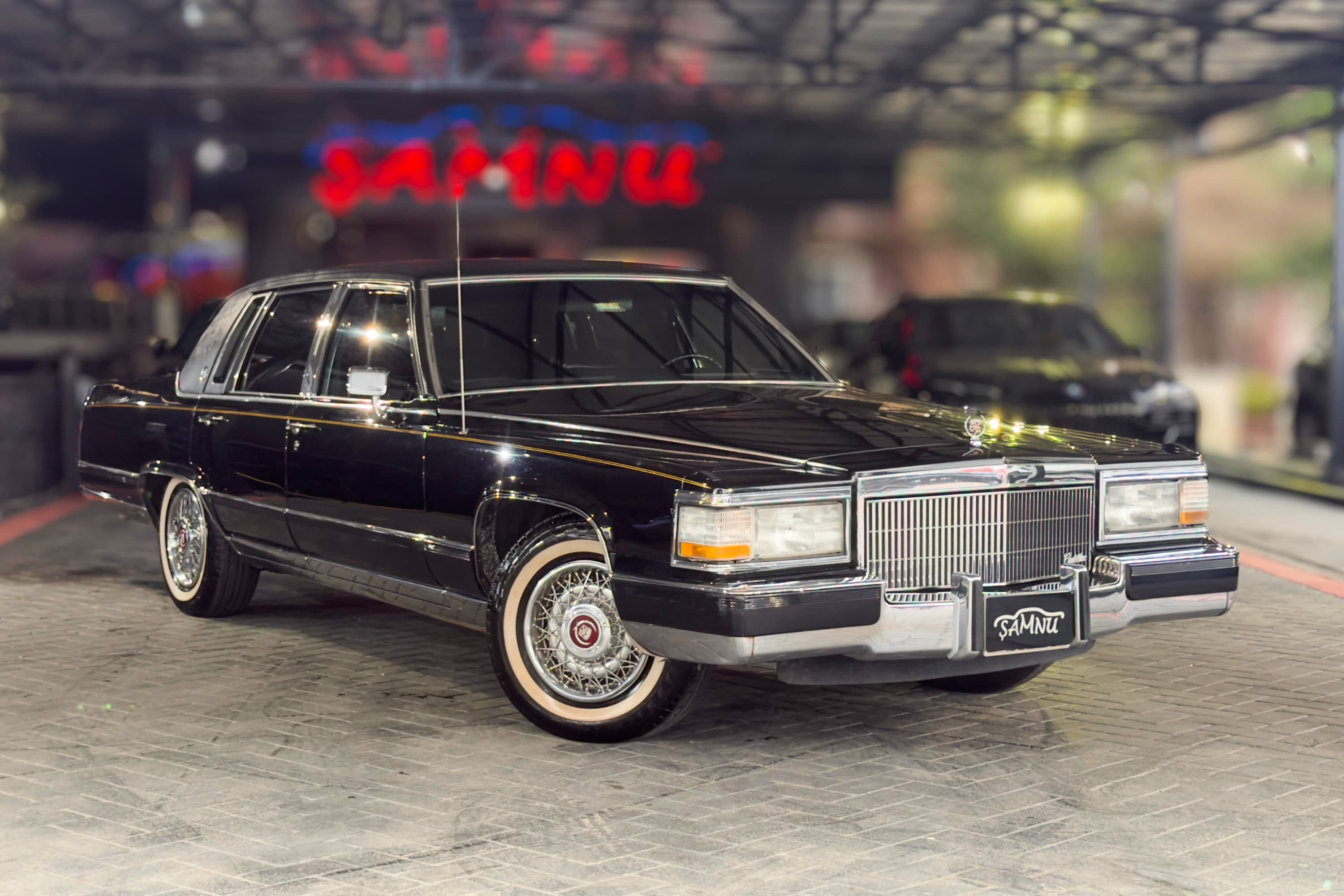 1991 CADILLAC BROUGHAM