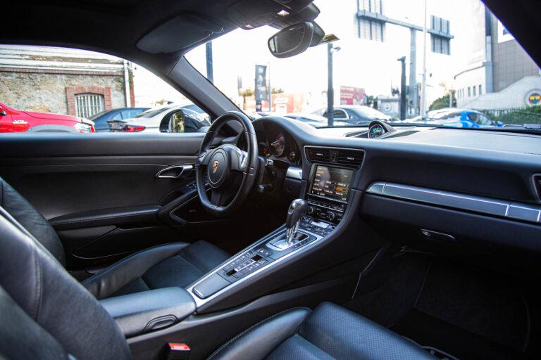 2012 Porsche Carrera S 911