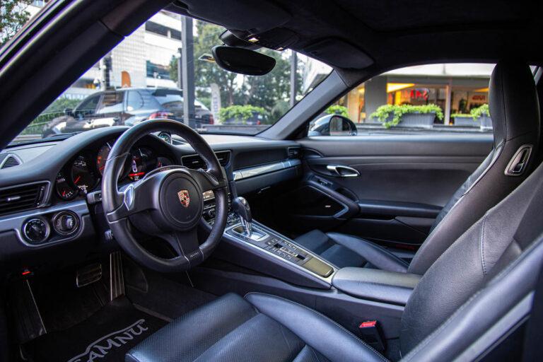 2012 Porsche Carrera S 911