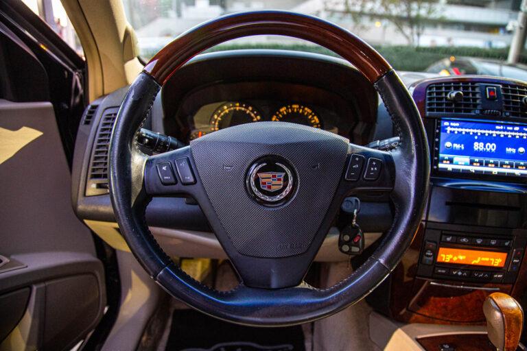 Cadillac SRX 2004 4.6 V8 -16