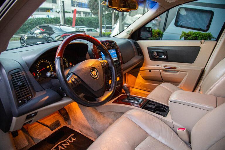 Cadillac SRX 2004 4.6 V8 -9