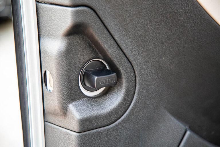 Mercedes-Benz Hymer B590 Karavan -8