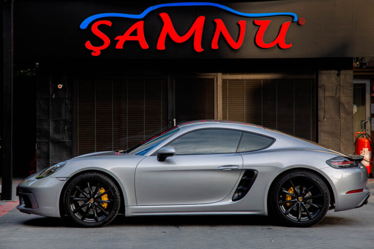 Porsche Cayman 718 -7