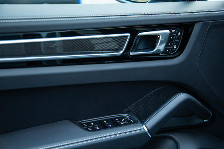 2022 Porsche Cayenne GTS -19