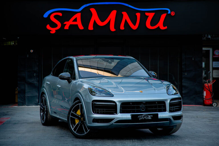 2022 Porsche Cayenne GTS -2