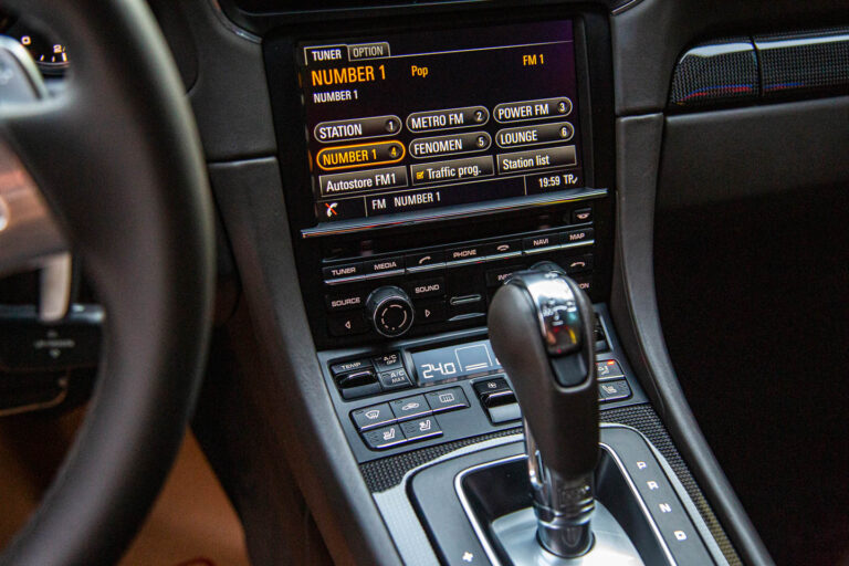 2013 Porsche 911 Turbo S -15