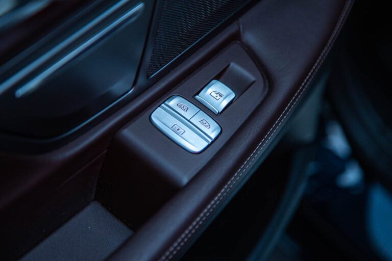 2016 BMW 7.30d xDrive M -12