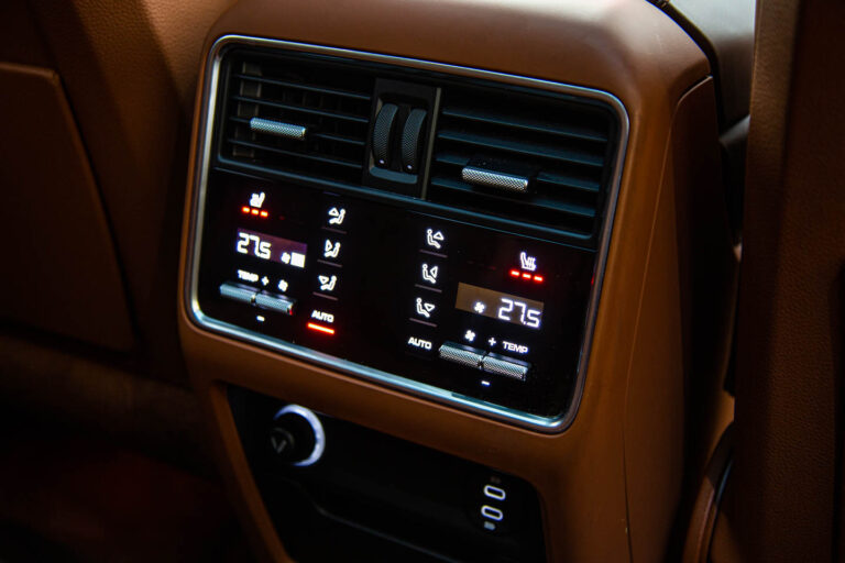 2021 Porsche Cayenne Coupé E-Hybrid -12