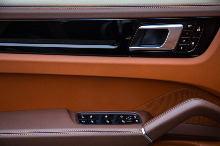 2021 Porsche Cayenne Coupé E-Hybrid -16