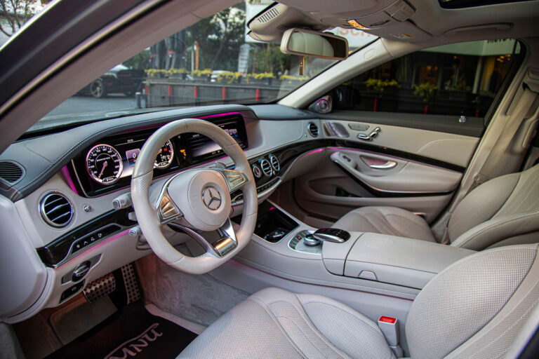 2015 Mercedes-Benz S63 AMG -9