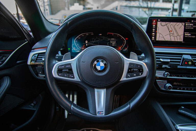 2020 BMW 5.20i SE M Sport -19