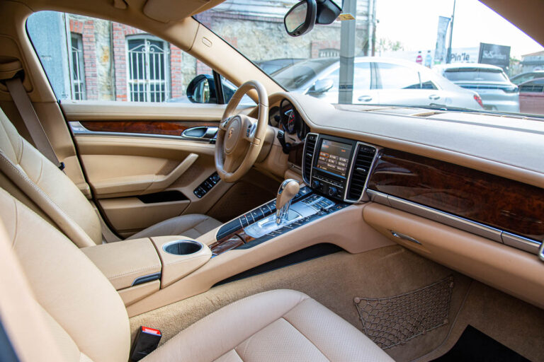 2012 Porsche Panamera 4 -14