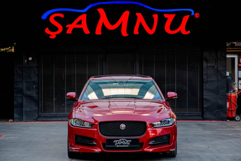 2016 Jaguar XE R-Sport -1