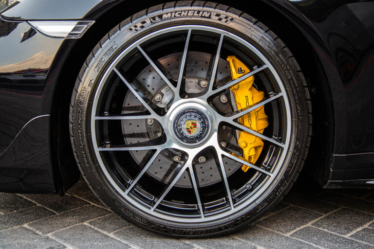 2016 Porsche 911 Turbo S -14