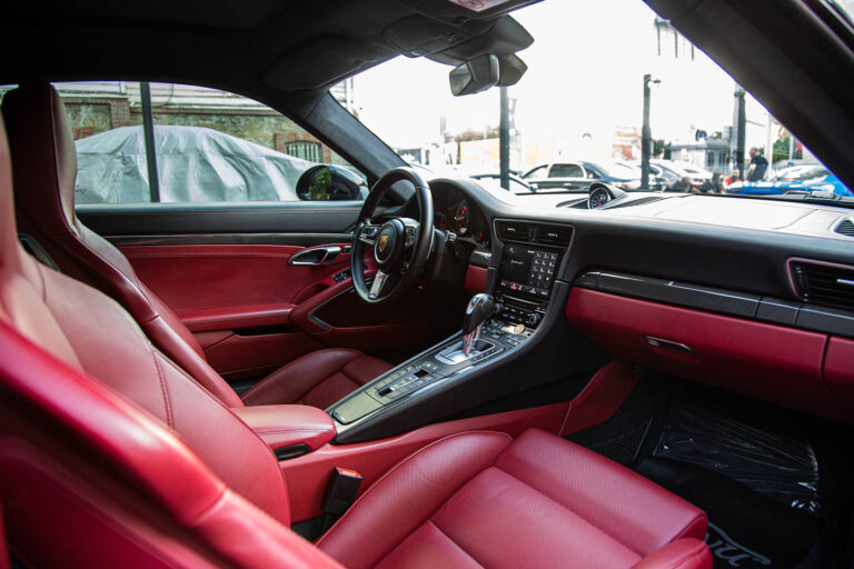 2016 Porsche 911 Turbo S -15