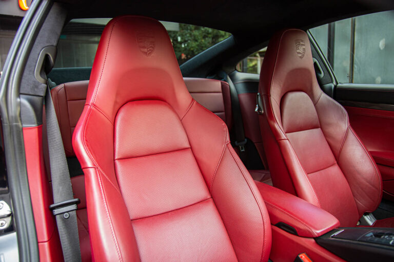 2016 Porsche 911 Turbo S -16