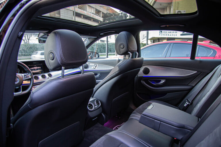 2017 Mercedes-Benz E180 AMG 9G -10