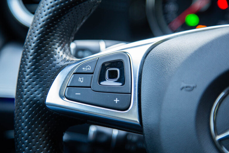 2017 Mercedes-Benz E180 AMG 9G -24