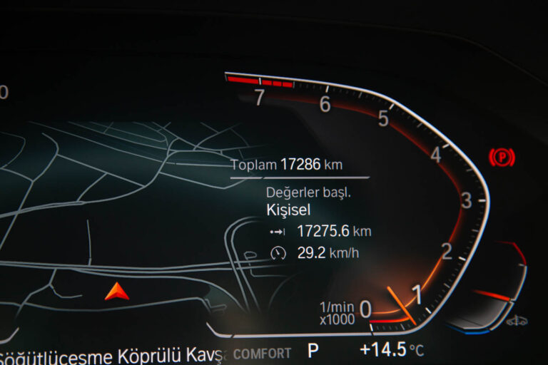 2022 BMW 3.20i M 50th Year -18