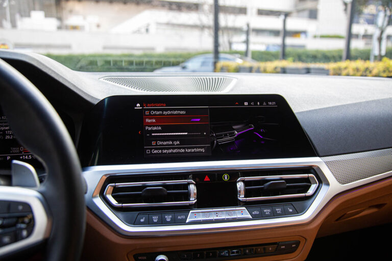 2022 BMW 3.20i M 50th Year -21