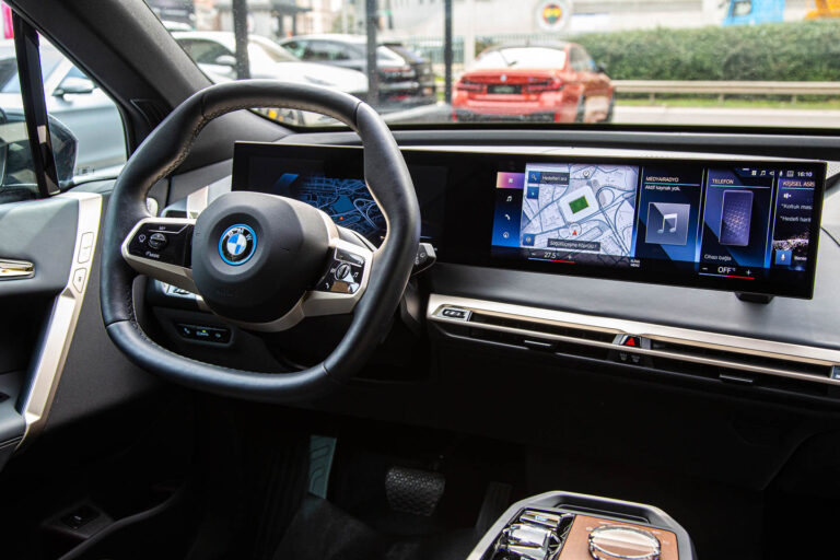 2022 BMW iX xDrive50 -14