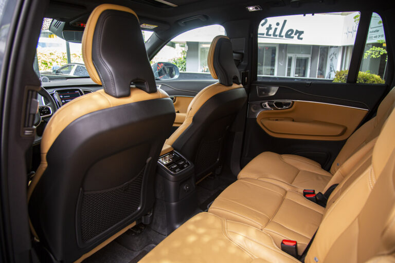 2022 Volvo XC90 T8 Recharge -10