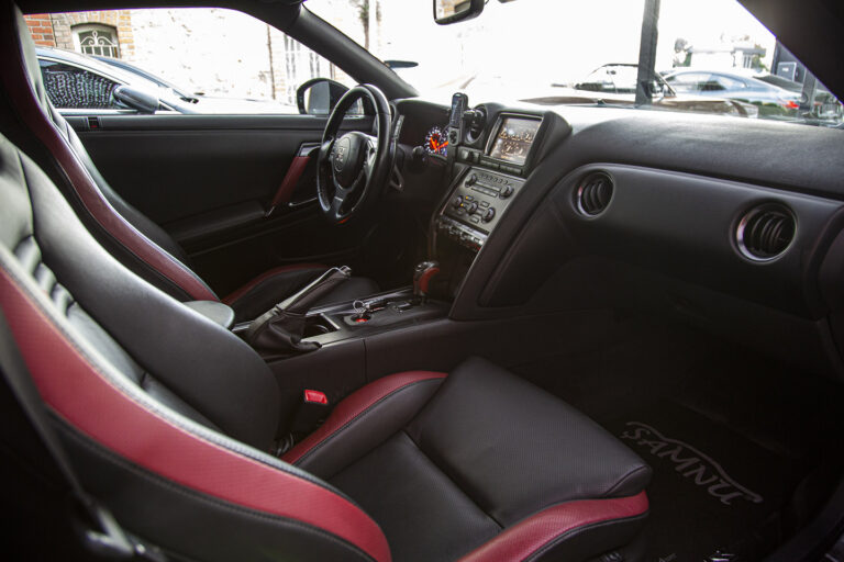 2011 Nissan GT-R Black Series