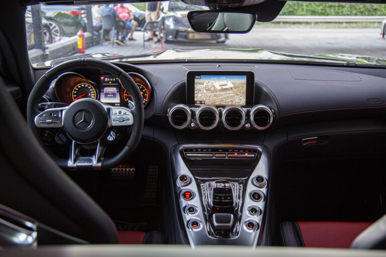 2015 Mercedes-Benz AMG GT-S -17