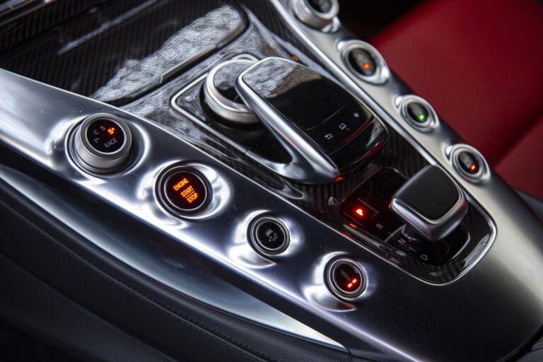 2015 Mercedes-Benz AMG GT-S -24