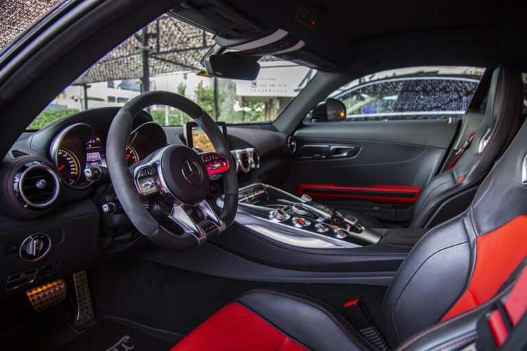 2015 Mercedes-Benz AMG GT-S -9