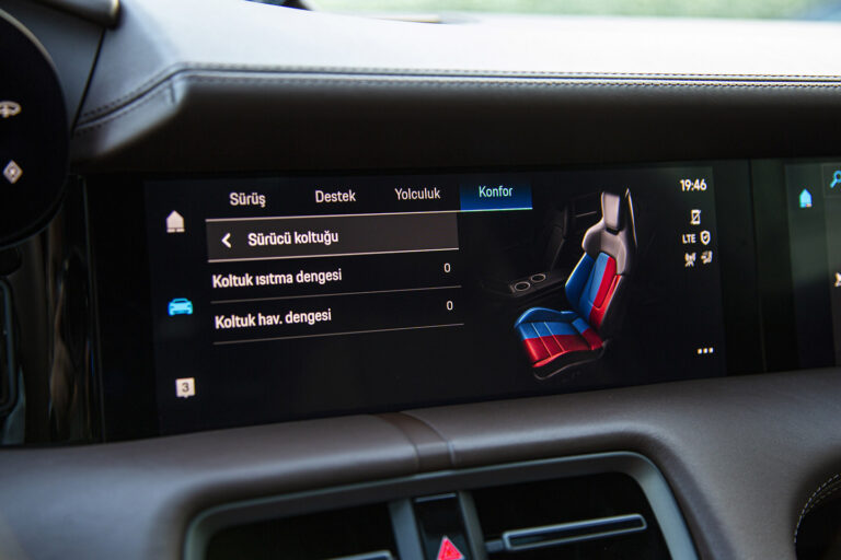 2021 Porsche Taycan -14