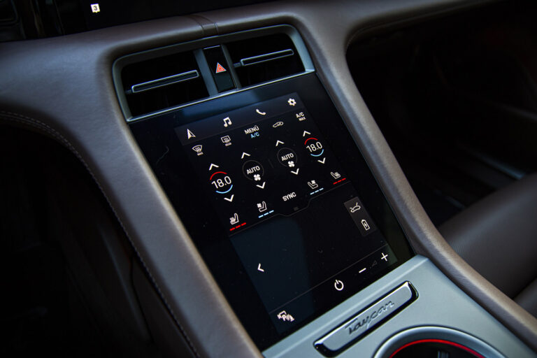 2021 Porsche Taycan -15