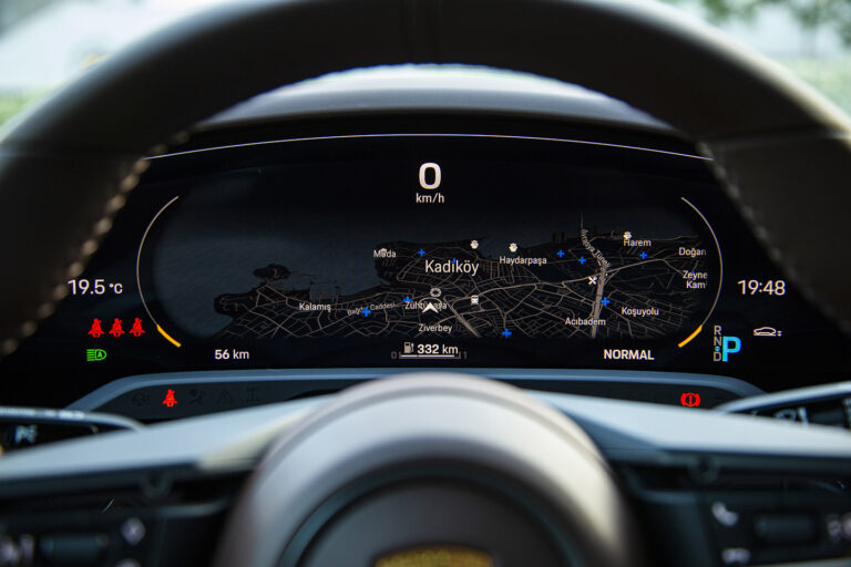 2021 Porsche Taycan -17