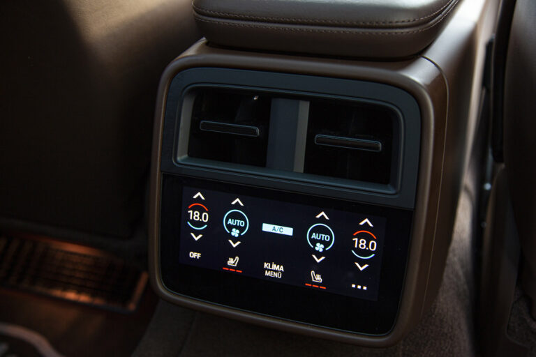 2021 Porsche Taycan -4