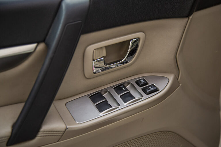 2009 Mitsubishi Pajero 3.2 DID -15