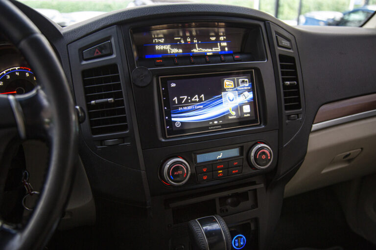 2009 Mitsubishi Pajero 3.2 DID -17