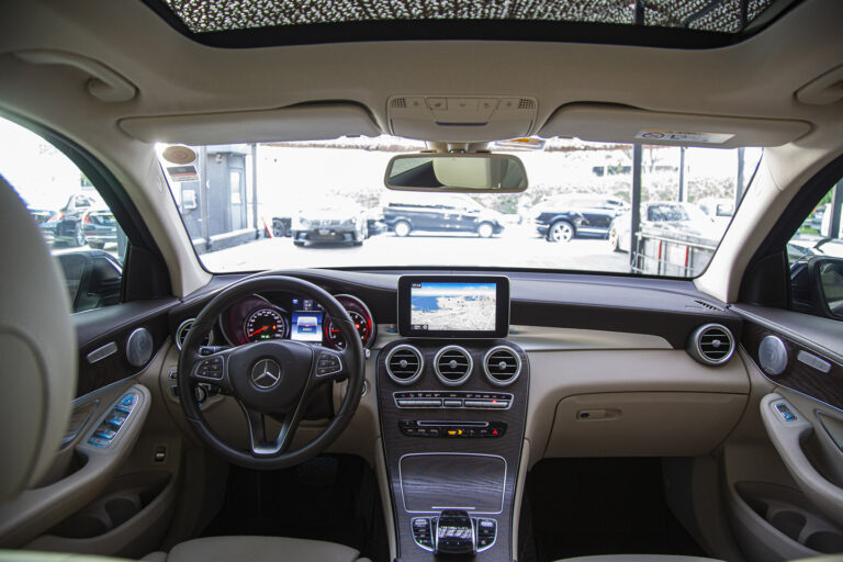 2015 Mercedes-Benz GLC250 4Matic -13