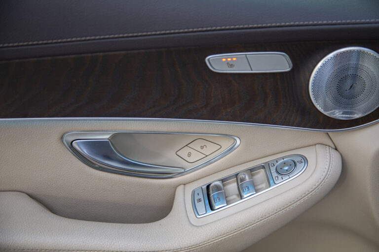 2015 Mercedes-Benz GLC250 4Matic -17