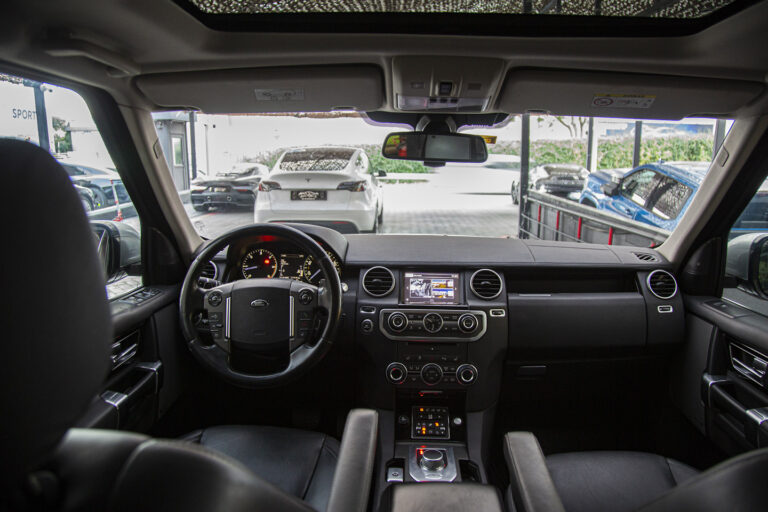 2016 Land Rover Discovery SDV6 HSE -13