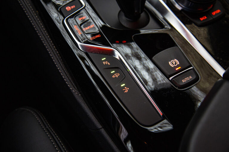 2018 BMW 6.40i xDrive M-Sport -22