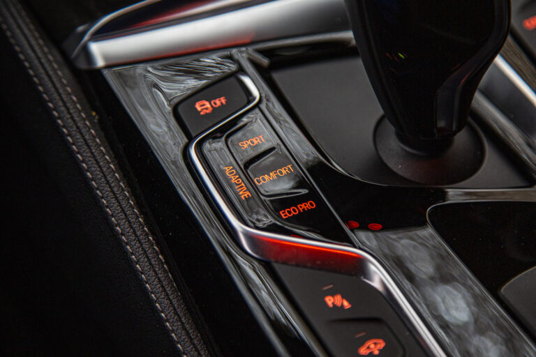 2018 BMW 6.40i xDrive M-Sport -24