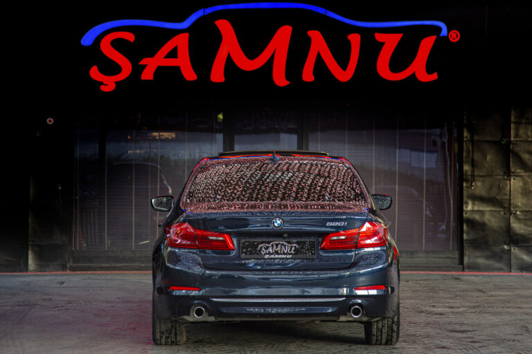 2019 BMW 5.20i Luxury Line -5