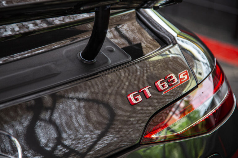 2023 Mercedes-Benz AMG 63 SE Performance -11