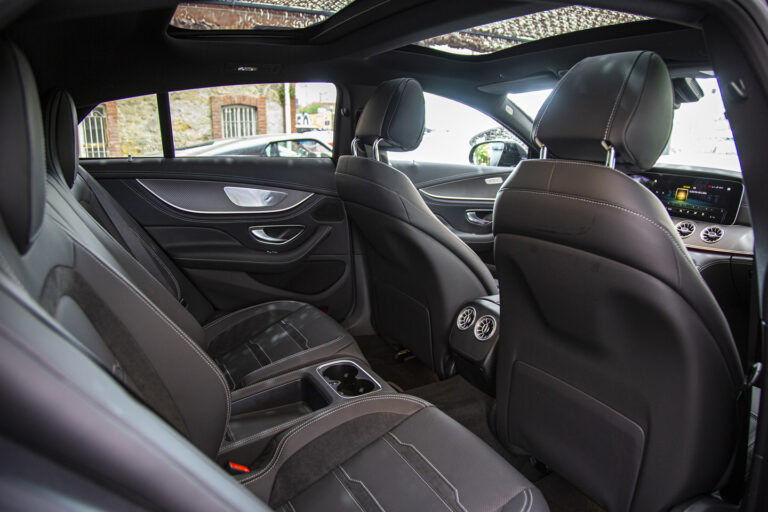 2023 Mercedes-Benz AMG 63 SE Performance -14