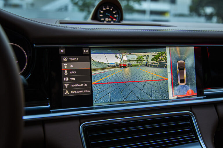 2021 Porsche Panamera 4 Sport Design -22