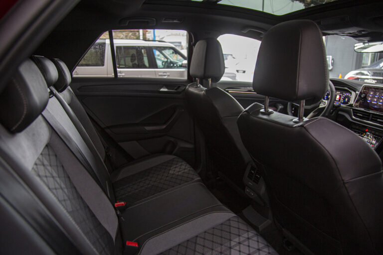 2022 VW T-Roc R-Line 1.5TSI -11