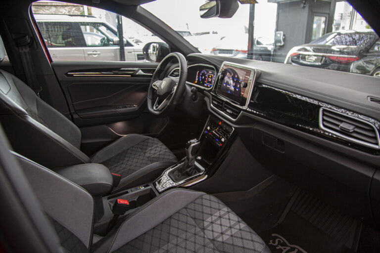 2022 VW T-Roc R-Line 1.5TSI -13