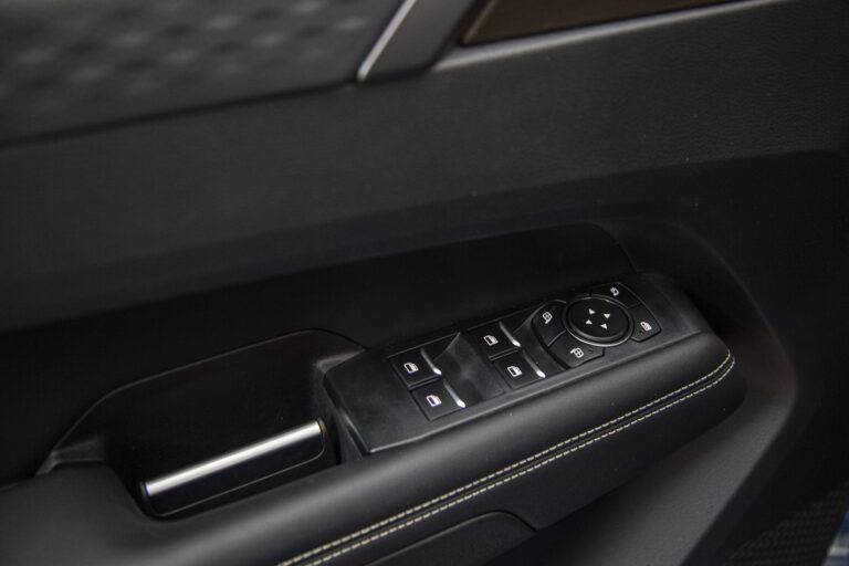 2023 VW Amarok 2.0TDI Style -15