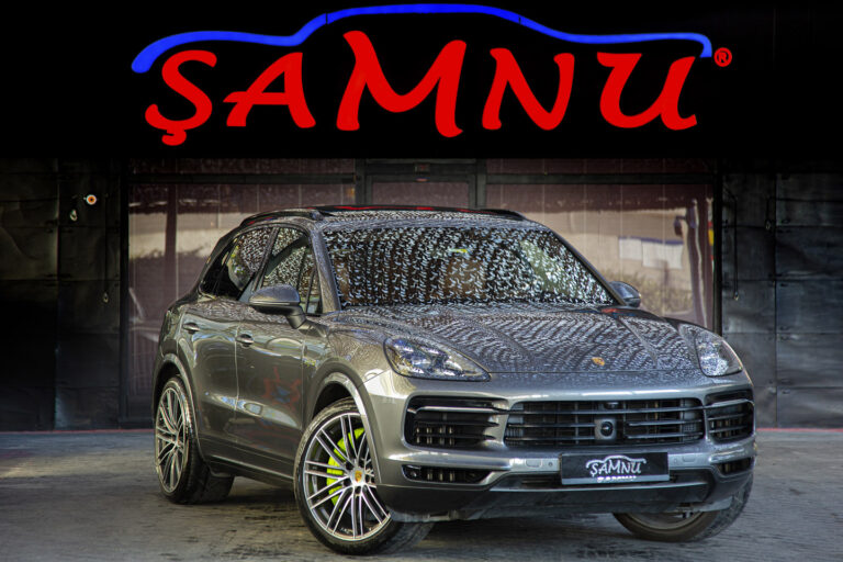 2020 Porsche Cayenne e-Hybrid -2